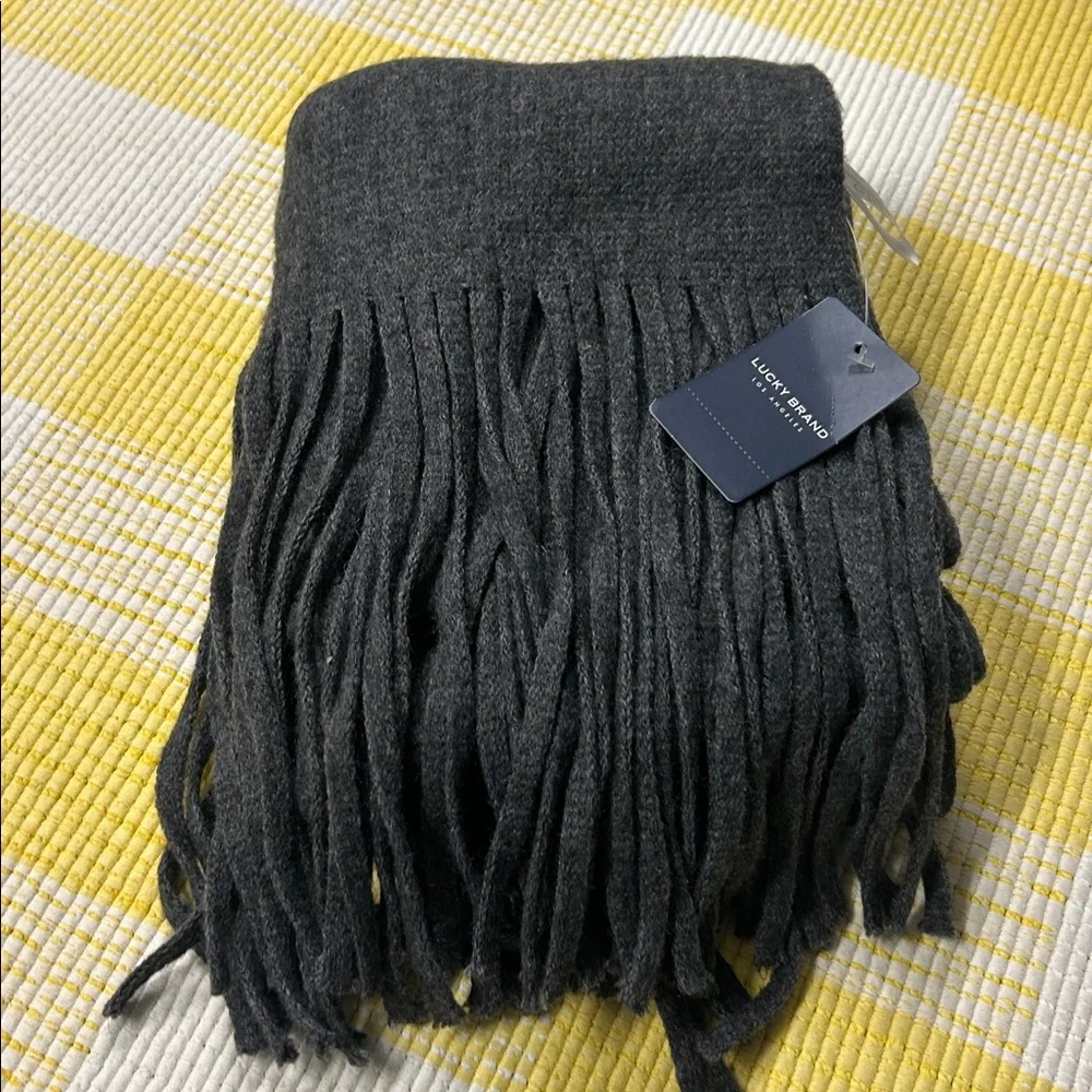 Lucky Brand Los Angeles Scarf Fringes Gray 8 Ft. Long 15 1/2 Inches Wide NWT